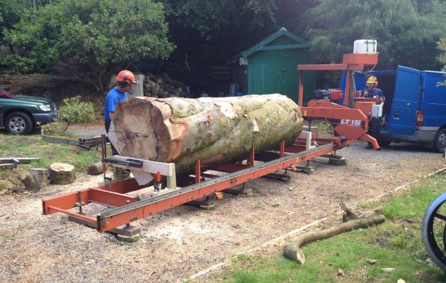 Mobile sawmill